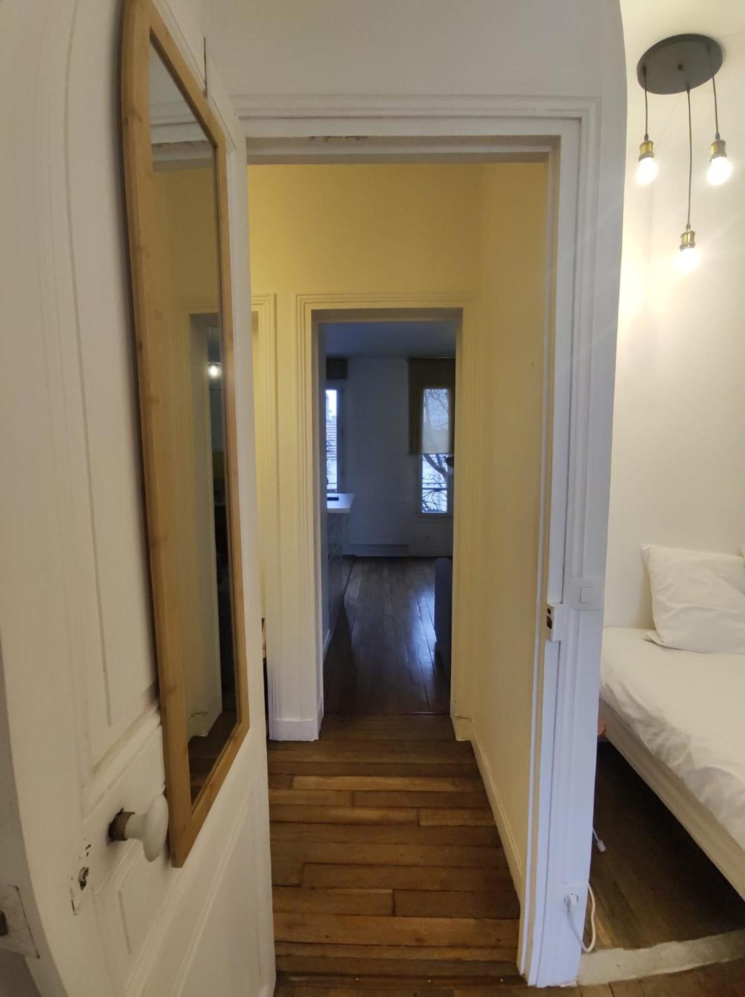 Apartment Near Paris Cosy